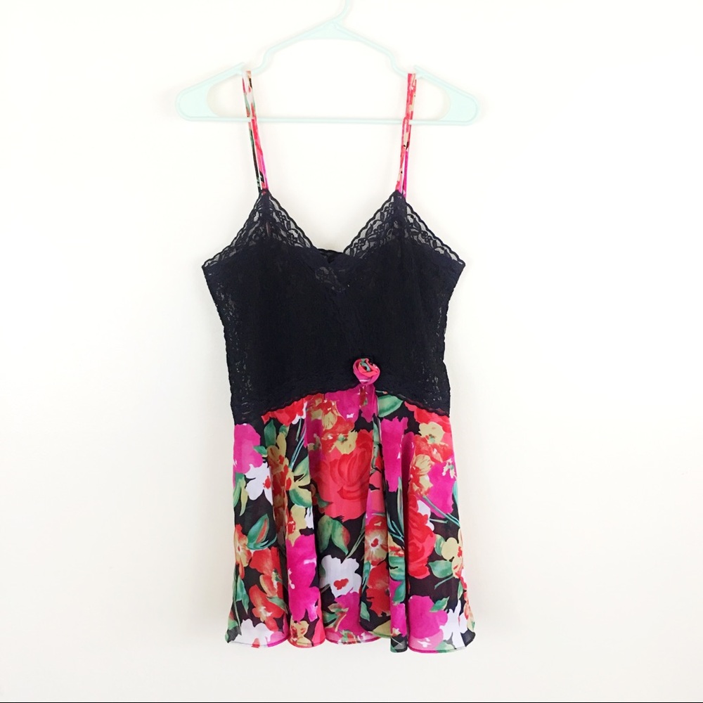 Vintage Victoria’s Secret Lace Floral Nightie - Picture 1 of 4